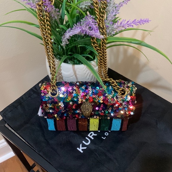 Kurt Geiger London Mini Kensington Sequin Crossbody Bag
KURT GEIGER LONDON - Picture 13 of 15